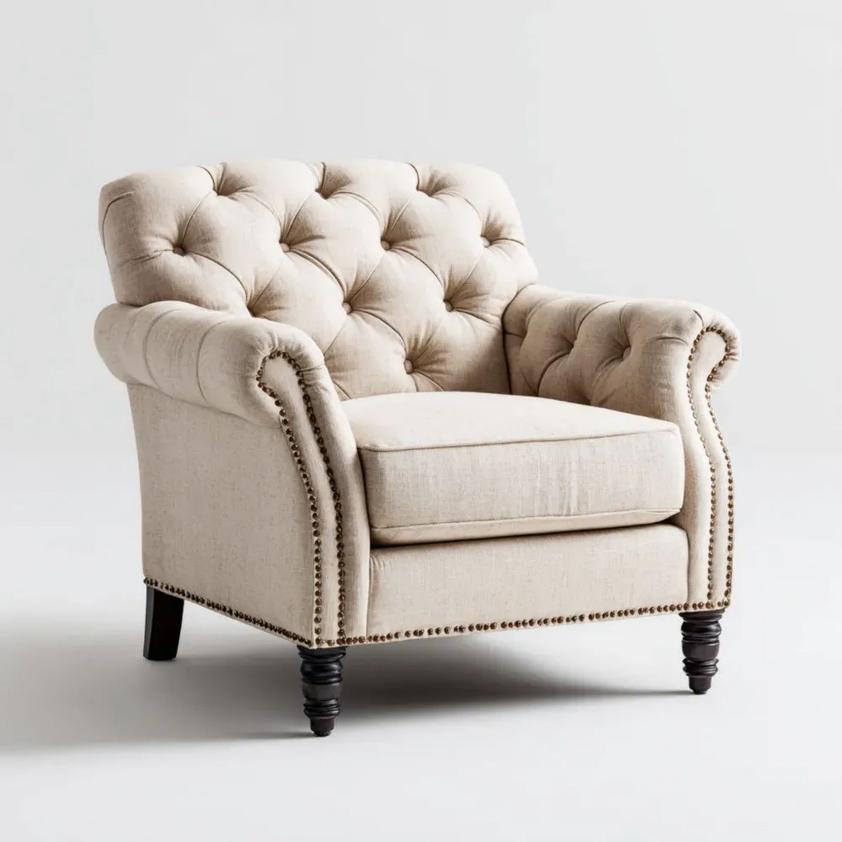 Fotel, Chesterfield fotel kremowy w kapionym poliestrze 110 x 95 x 100 cm z podpórkami w cewkach